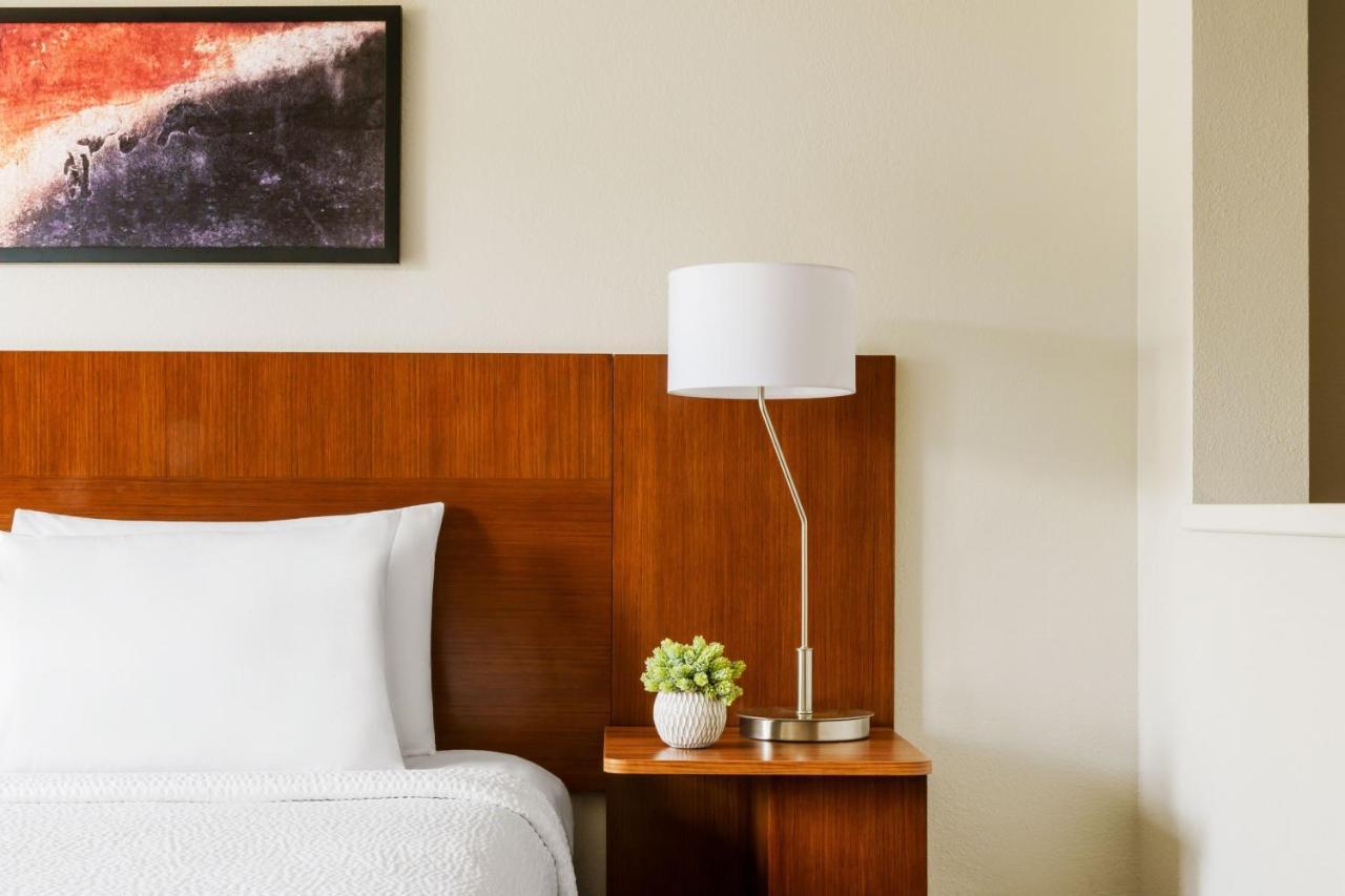 Fairfield Inn And Suites By Marriott Houston The Woodlands Dış mekan fotoğraf