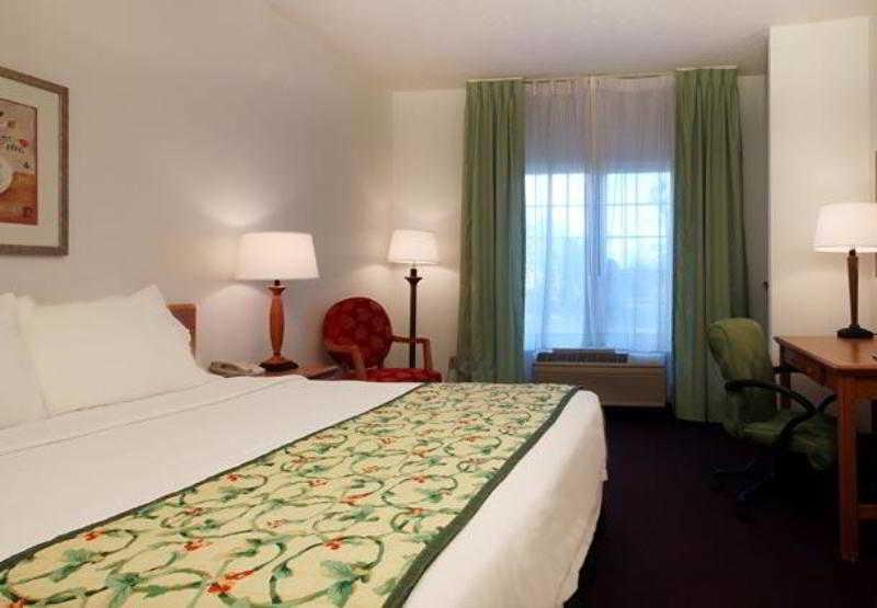 Fairfield Inn And Suites By Marriott Houston The Woodlands Oda fotoğraf