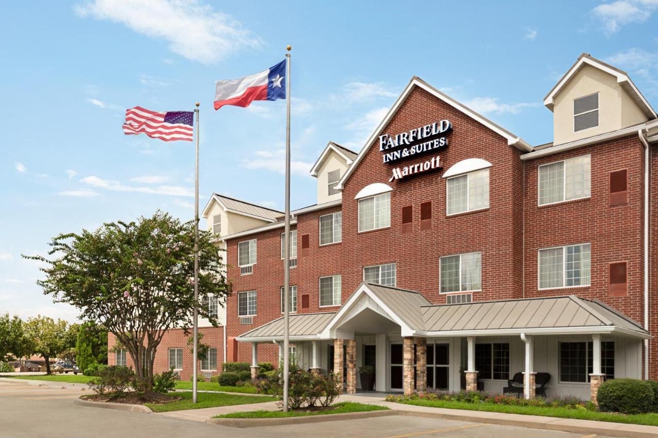 Fairfield Inn And Suites By Marriott Houston The Woodlands Dış mekan fotoğraf